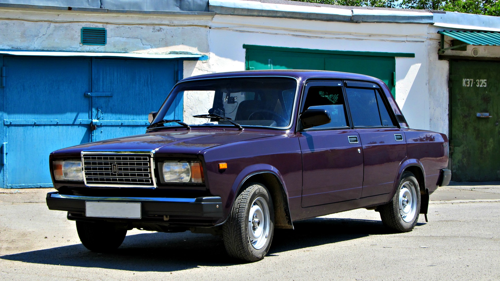 Сколько лет семерке. ВАЗ-2107 «Жигули». ВАЗ 2107 универсал.