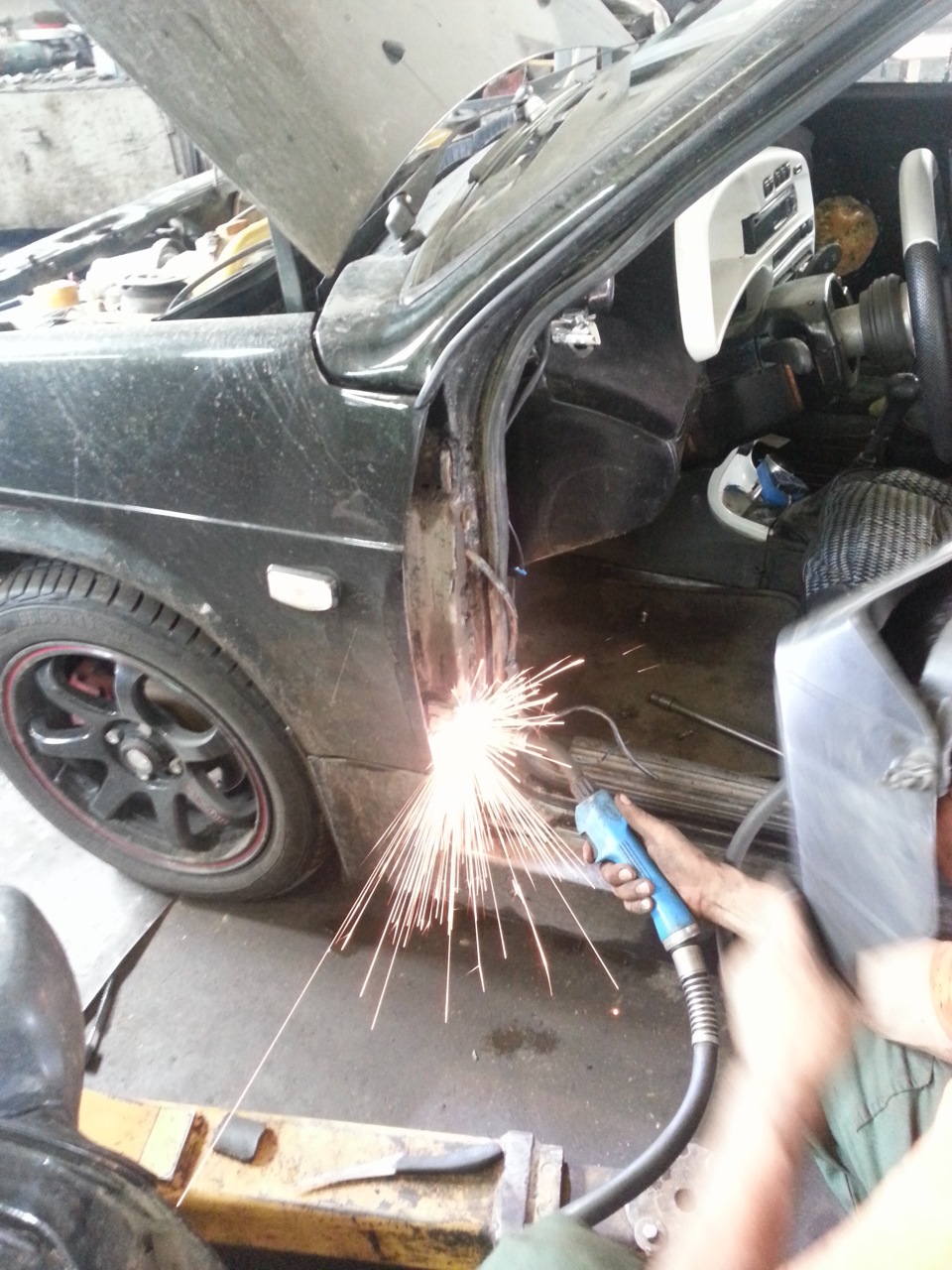 Замена петли на двери — Lada 21083, 1,7 л, 1996 года | визит на сервис ...