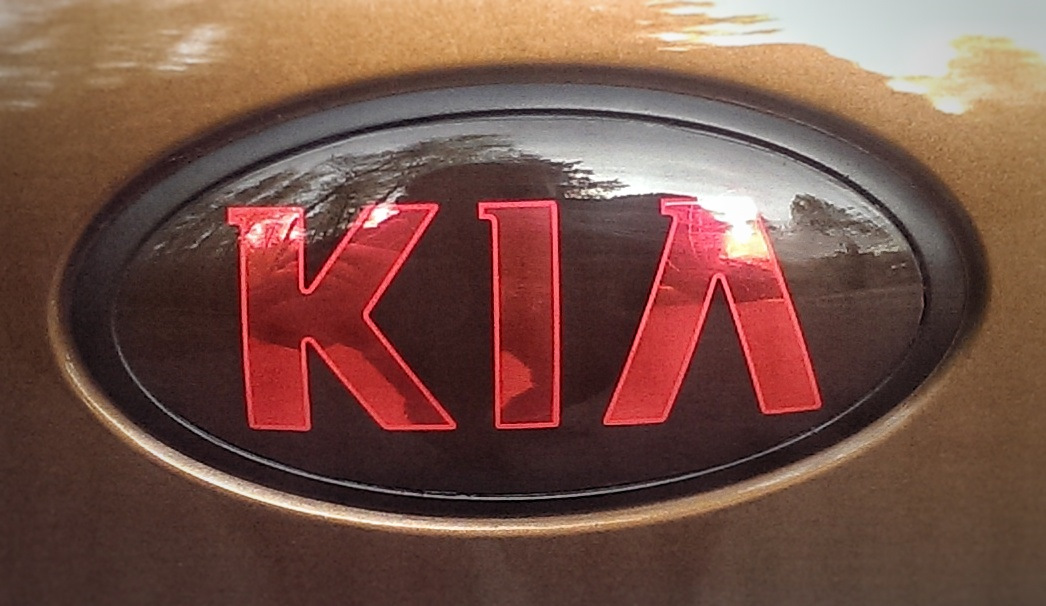 Значки киа сид. Шильдик Kia Ceed JD. Логотип Kia на Kia Ceed JD. Эмблема Kia Ceed 2009 Tuning. Значок Kia 2023.