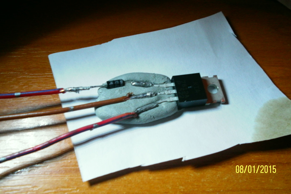 собран стабилизатор напряжения ( без конденсаторов). — Nissan Wingroad (Y12)