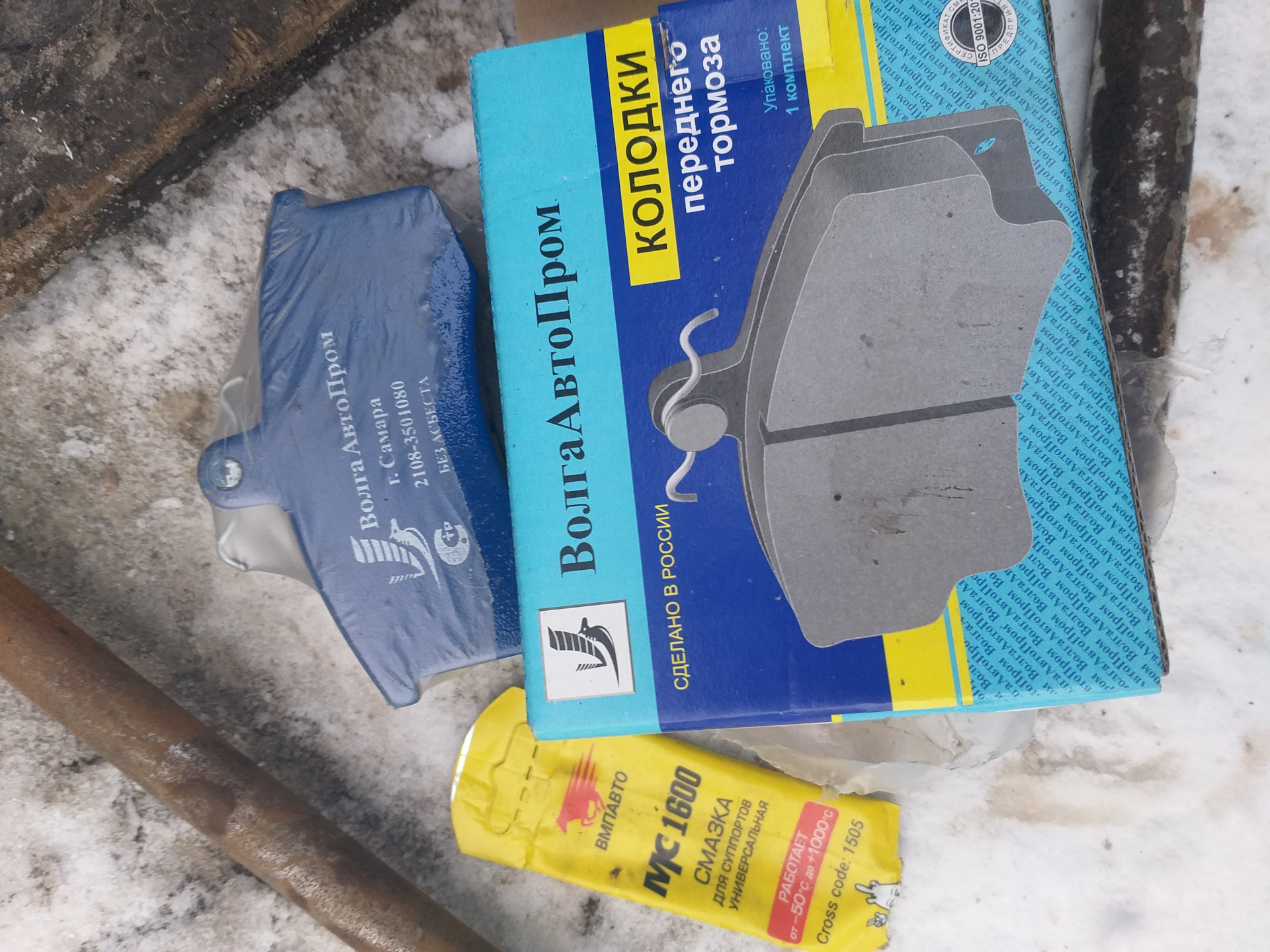 Замена заднего тормозного цилиндра левого и ступичного подшипник левого ...