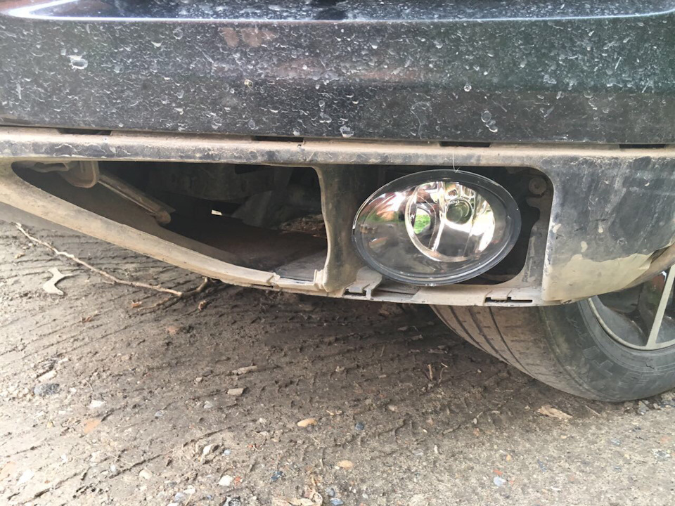 Туманка рудимент? — Volkswagen Touareg (2G), 3,6 л, 2012 года | своими ...
