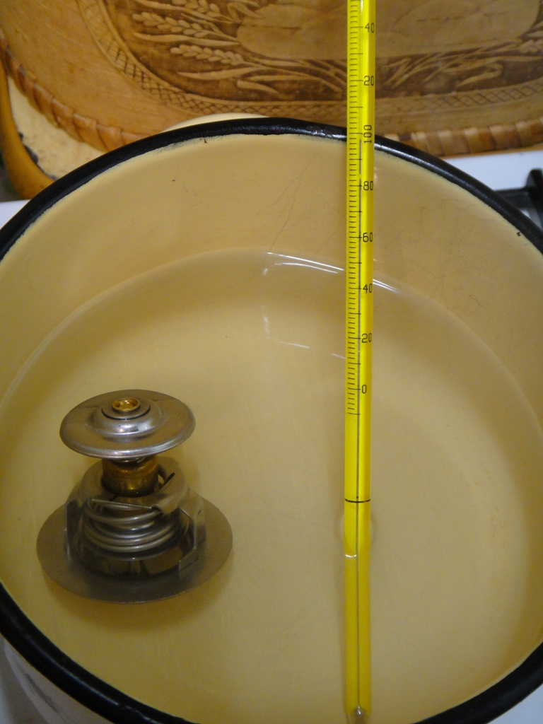 3daae75s 960 гоняет антифриз по малому кругу что делать