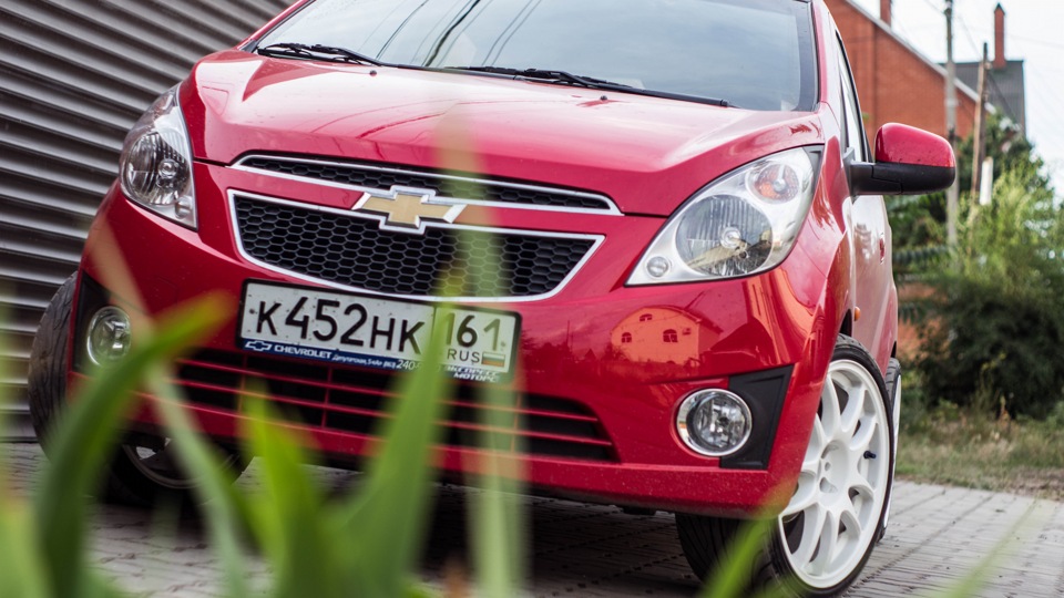 Chevrolet Spark super Red