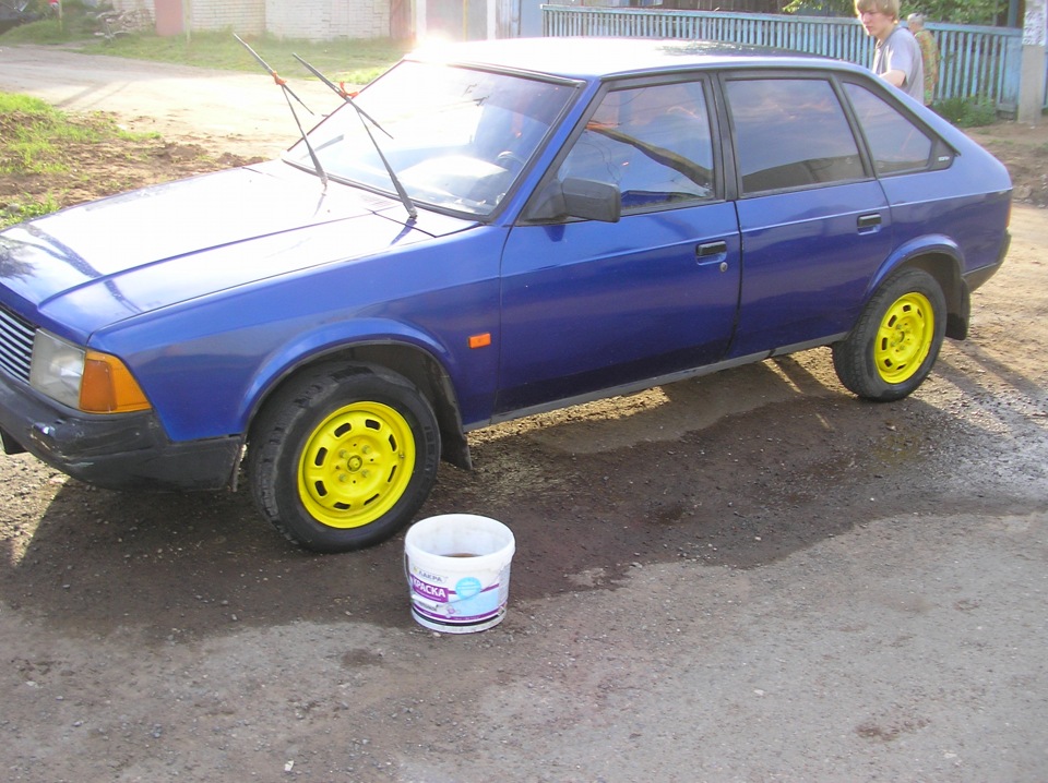 вес диска r13 штамповка ваз. золотые штампованные диски. желтые штампованные диски. штамп желтого цвета. желтые штампованные диски.