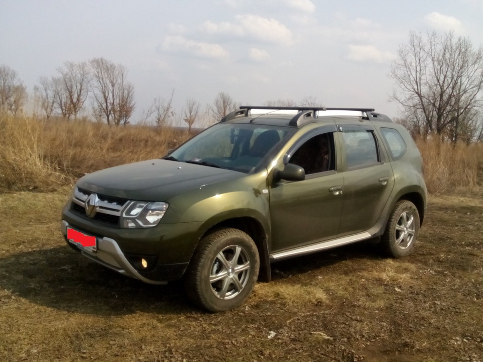 Renault Duster хаки