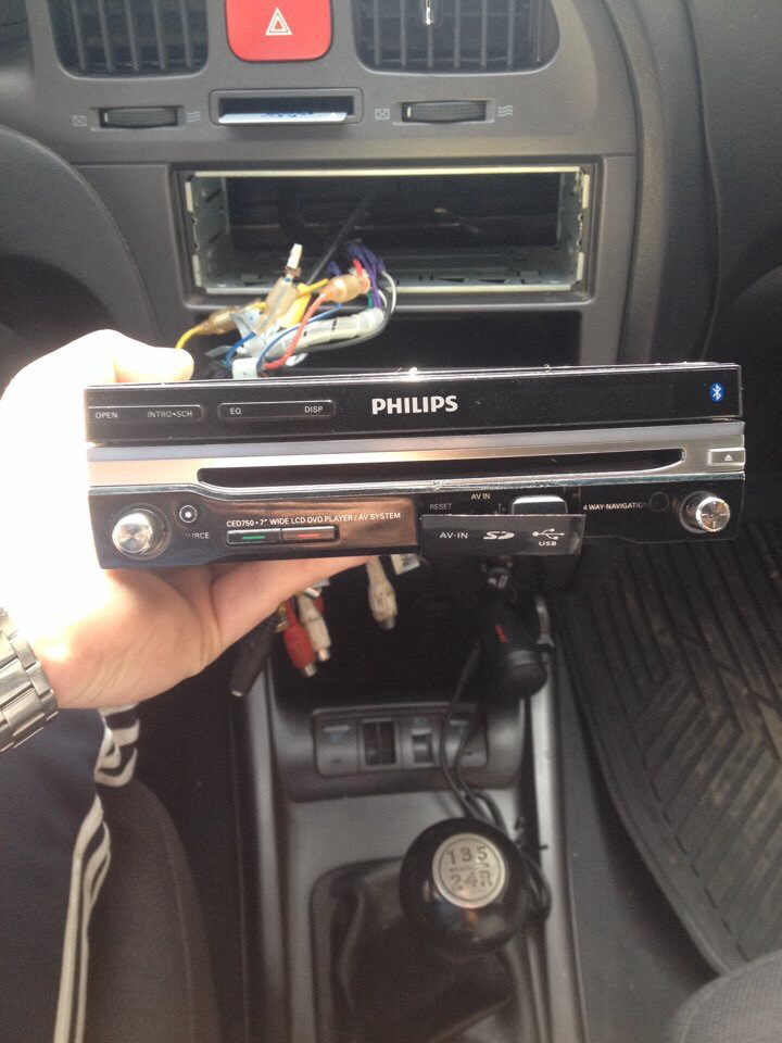 Как снять панель автомагнитолы филипс Ремонт Philips ced750 - Hyundai Elantra (3G), 1,8 л, 2005 года автозвук DRIVE2