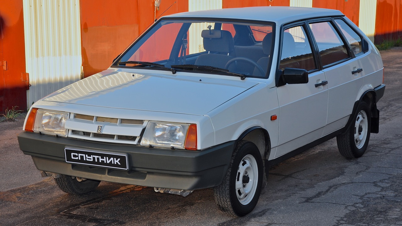 Ваз 2109 самара. ВАЗ 2109 Лада Спутник. Лада Спутник 2108-2109. Lada Samara 2109. Спутник ВАЗ-2109 Лада Самара.