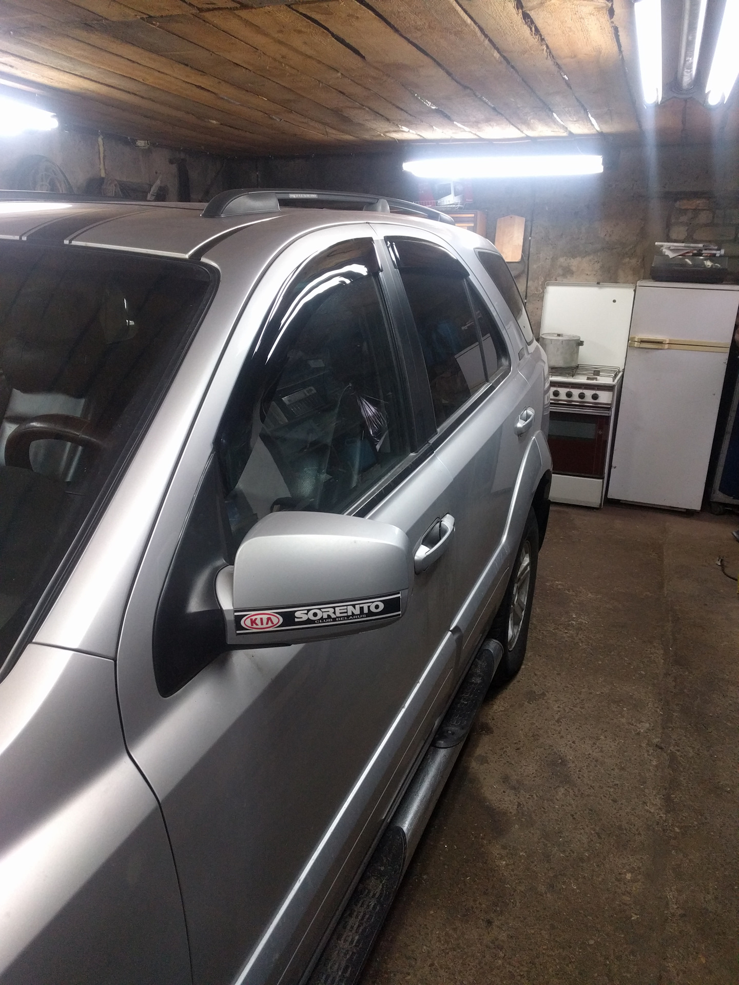 Дефлекторы окон: "Сбылась мечта идиота!" — KIA Sorento (1G), 2,5 л ...