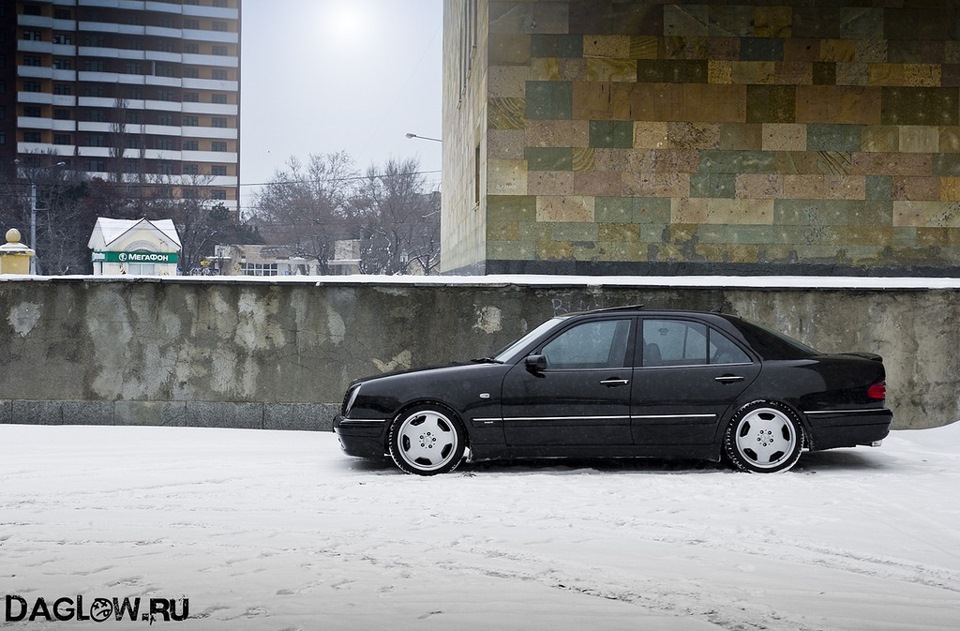 W210 Black Wheels