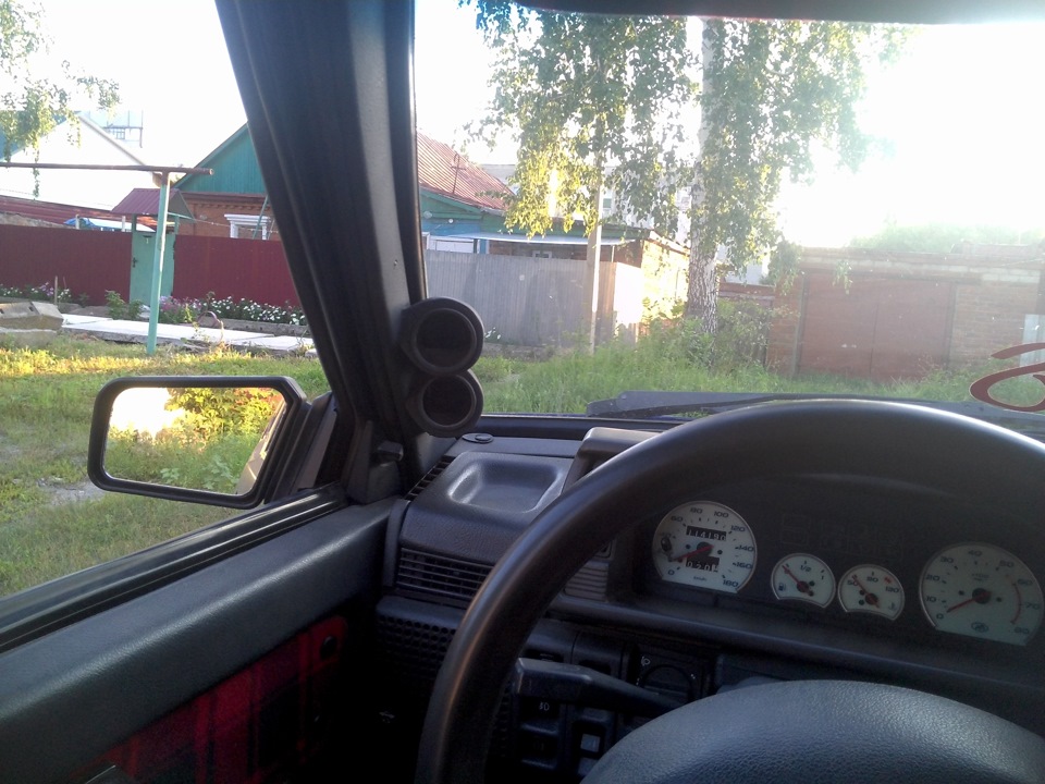 Подиум для доп приборов в авто. Смотреть фото Подиум для доп приборов в авто. Смотреть картинку Подиум для доп приборов в авто. Картинка про Подиум для доп приборов в авто. Фото Подиум для доп приборов в авто