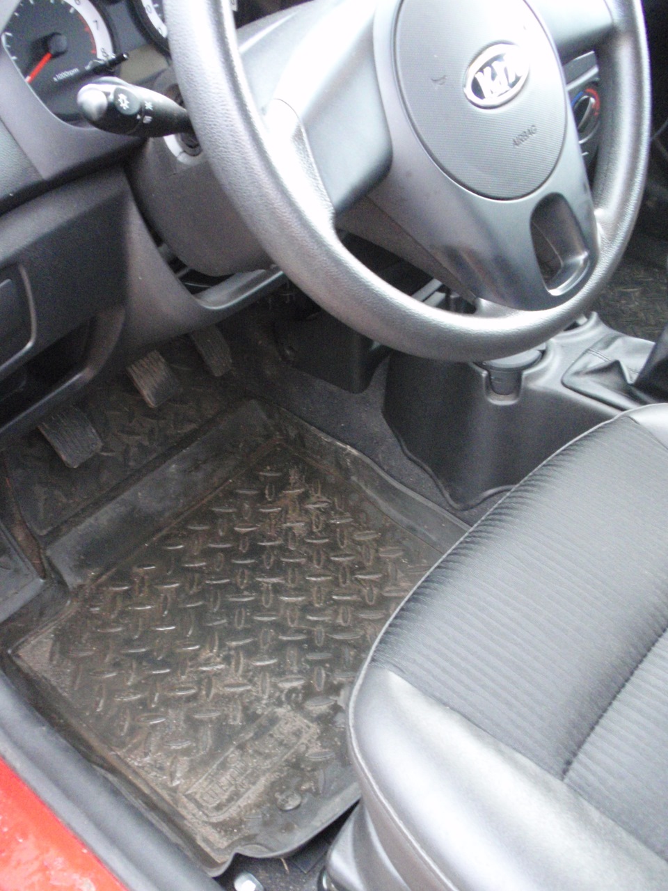 Коврики в КИА Пиканто, кузов до 2013 г. (было и стало) — Carpet на DRIVE2