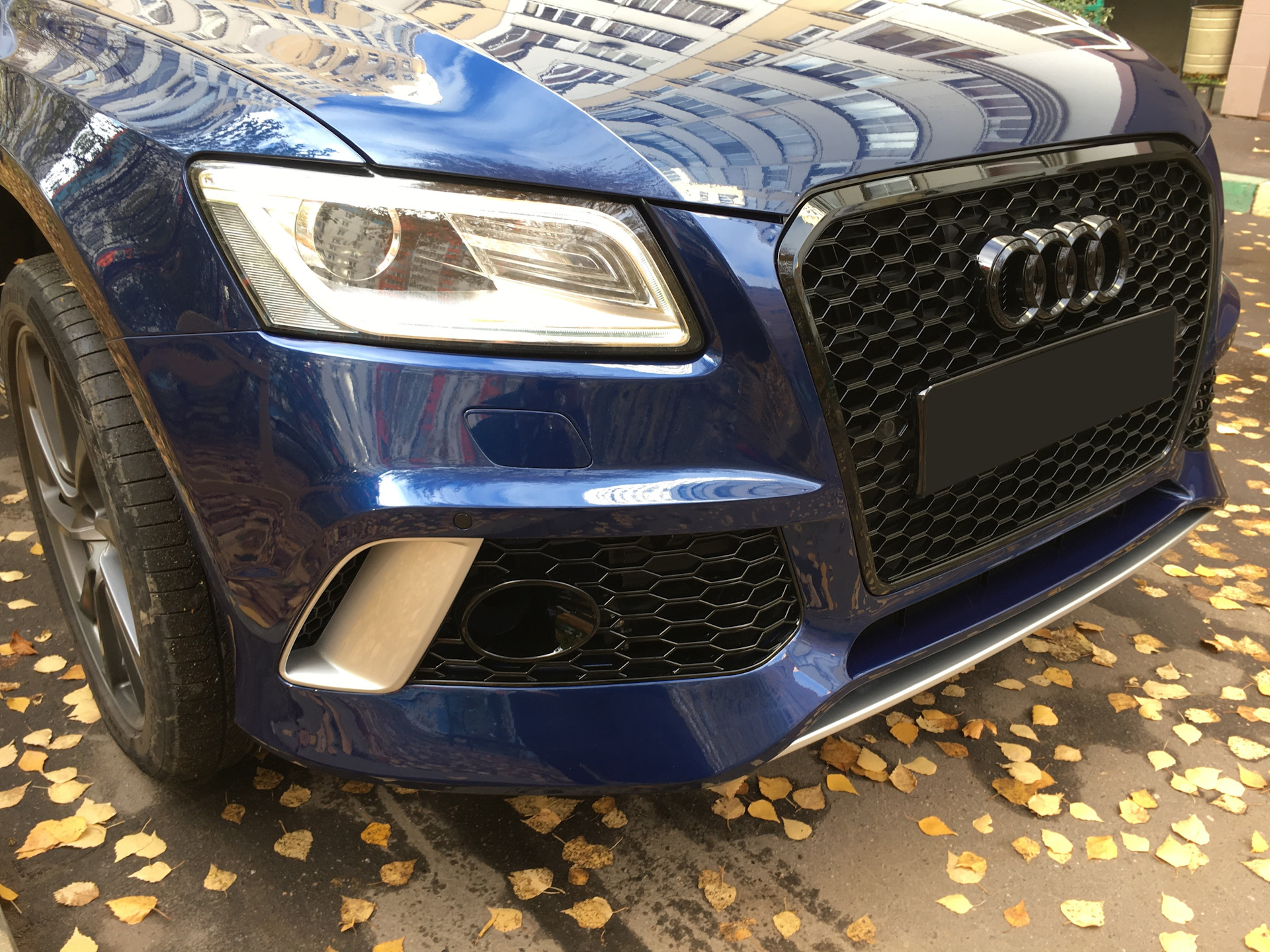 Бампер ауди новый. Audi RS q5. Audi q5 RS решетка. Ауди РС ку 5. Бампер RS q5.