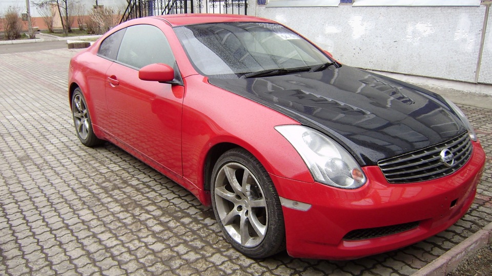 Nissan Skyline 350gt Coupe