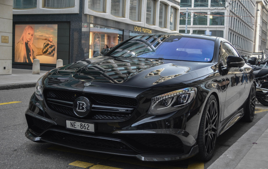 Mercedes c Brabus 2022