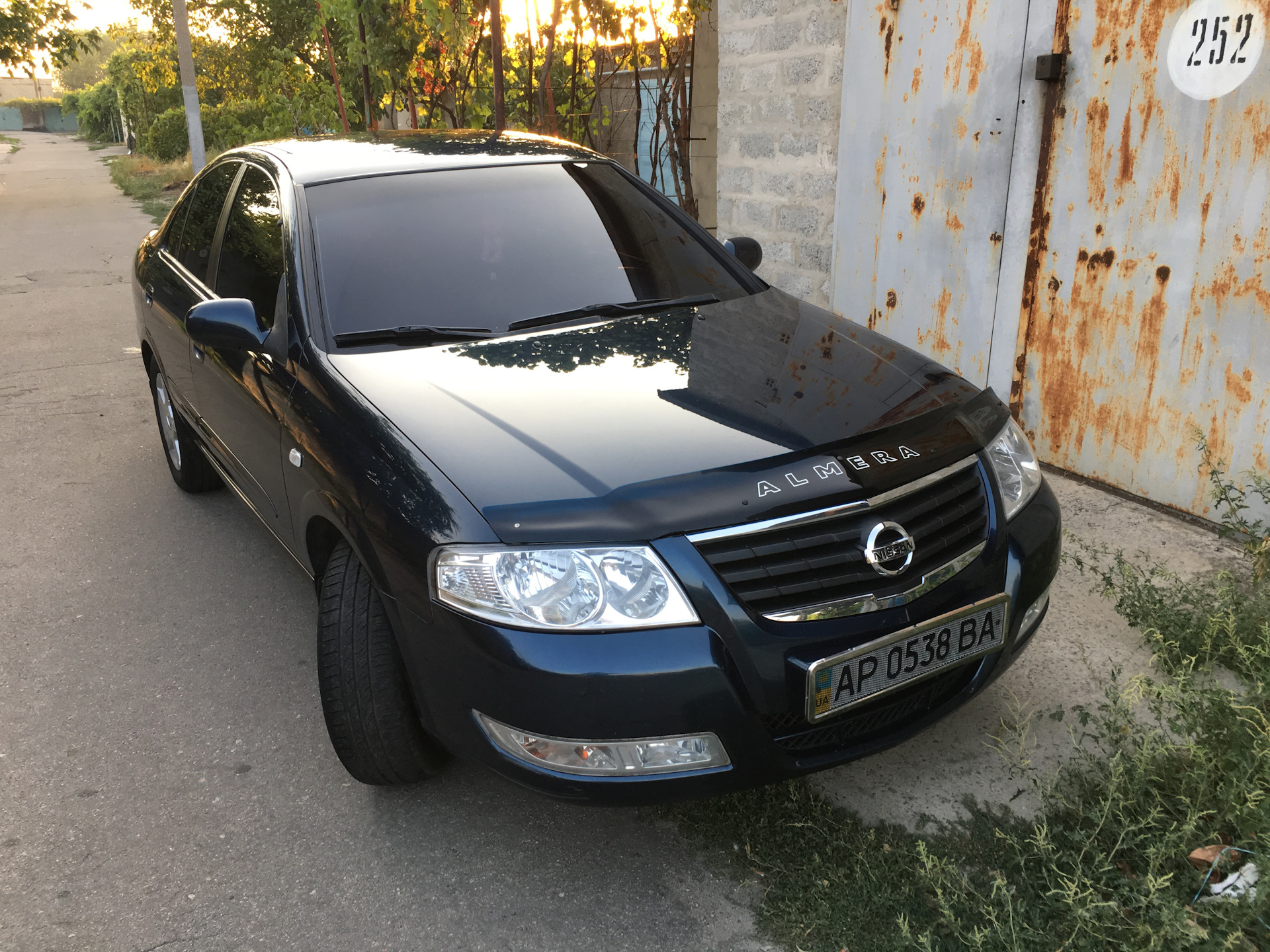 Nissan Almera Classic тонированная