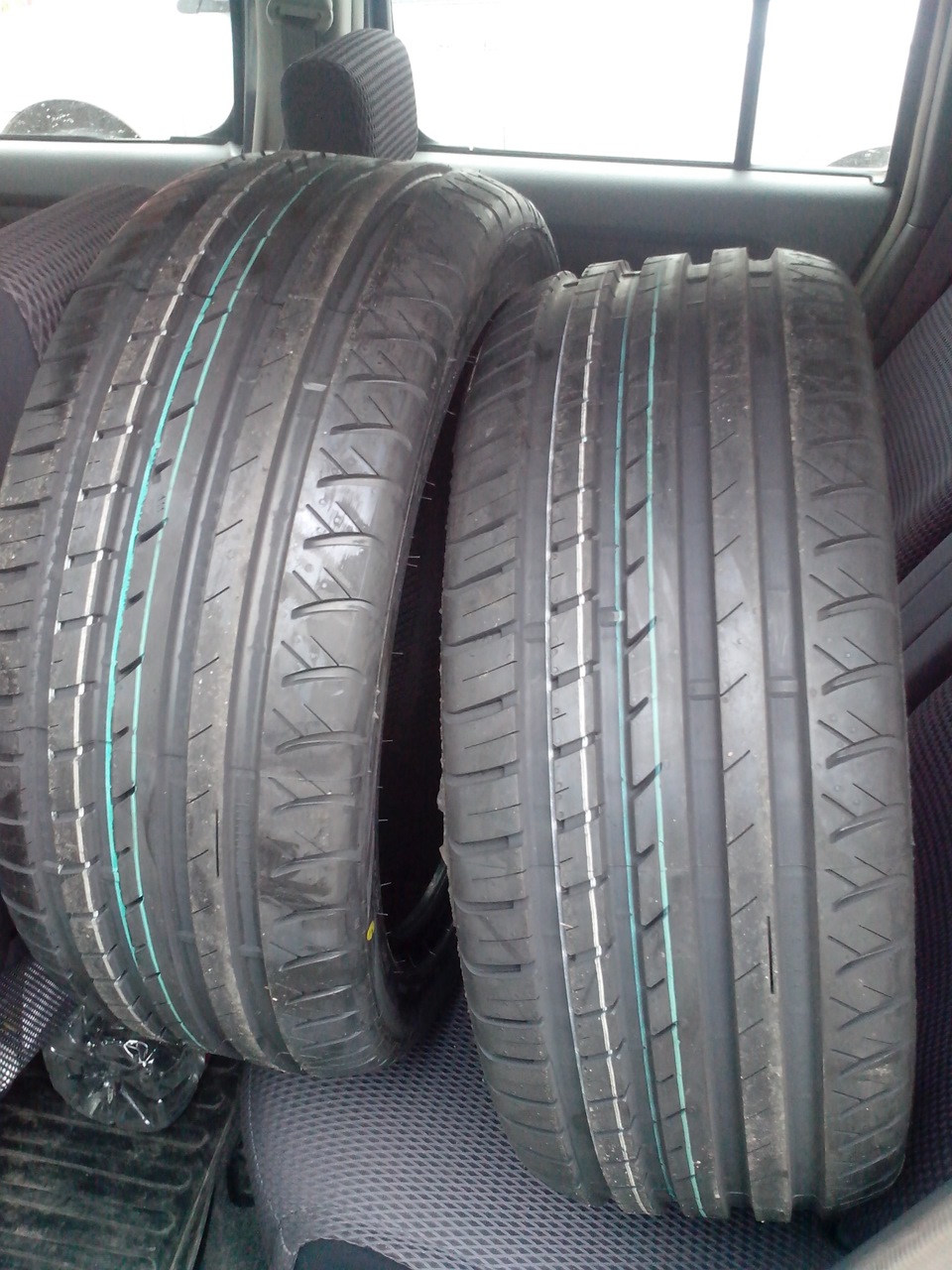 Viatti strada asimmetrico v-130 225/45 r17 — Nissan Skyline (R32), 2 л ...