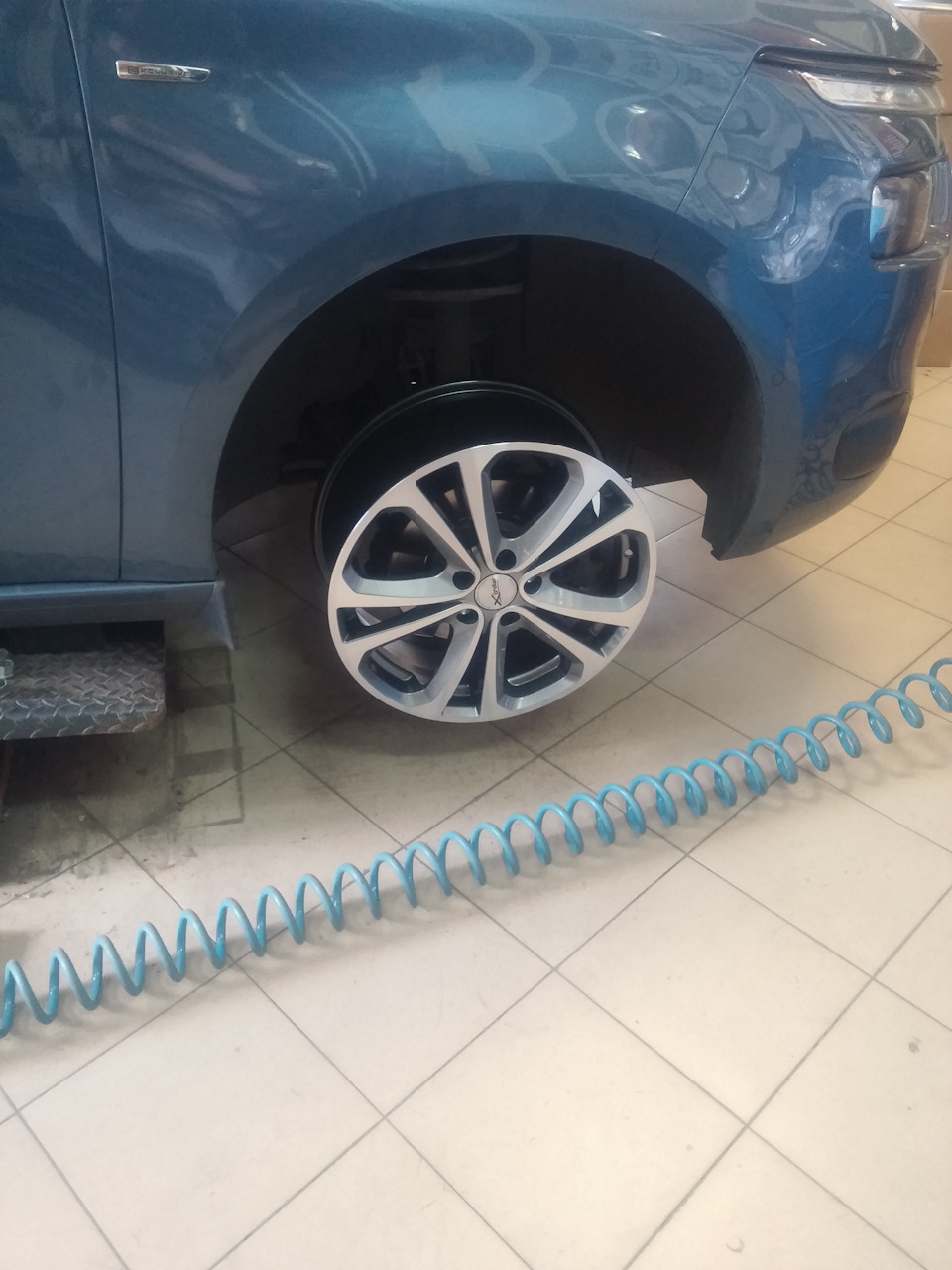 Фото в бортжурнале Citroen C4 Picasso (2G)