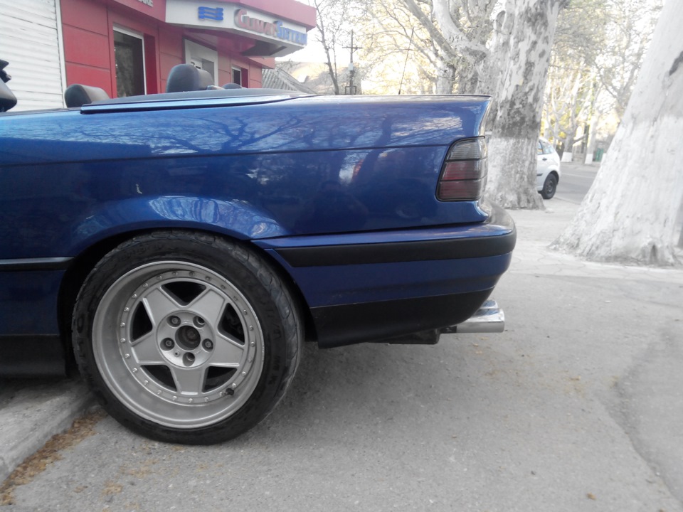 Диски King Wheels 8/5J R17 и AZEV 9J R16 … + нет наклеек — BMW 3 series ...