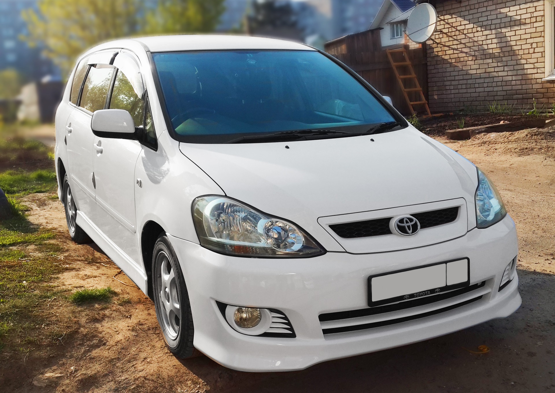 Toyota ipsum фото