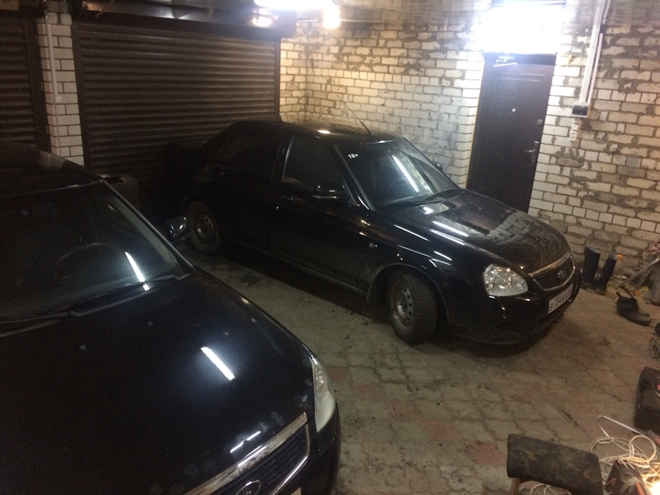 Чем можно оттереть герметик с капота ? — Lada Приора хэтчбек, 1,6 л ...