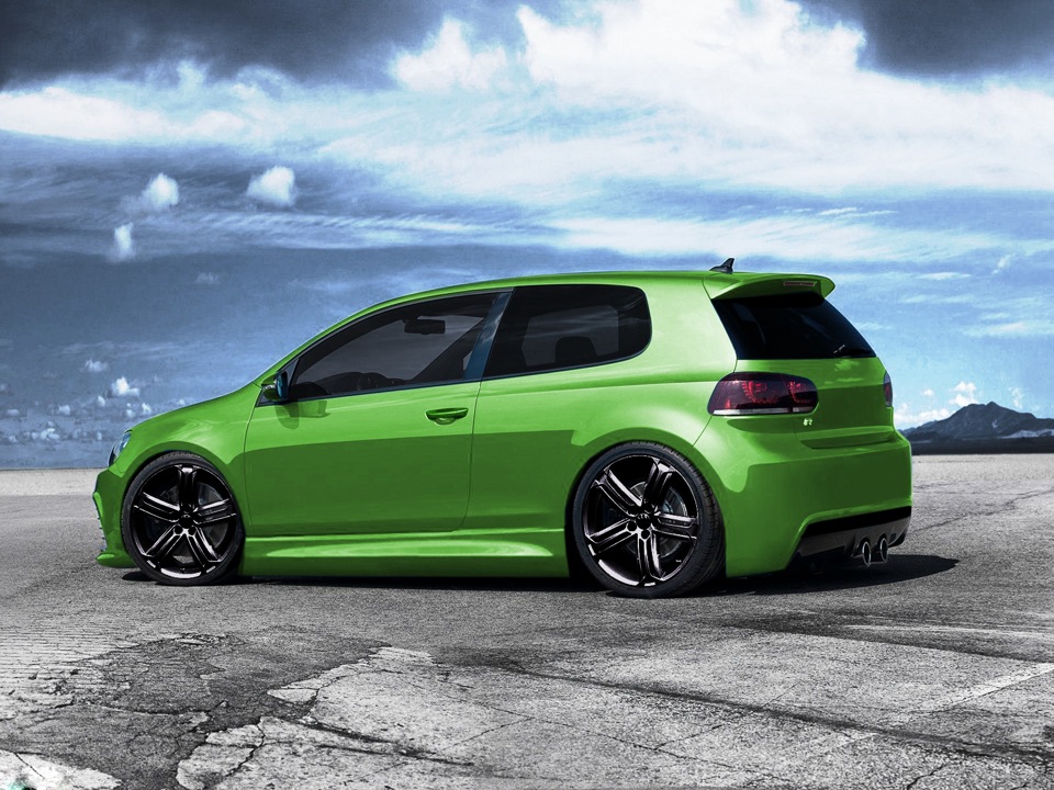 Фольксваген гольф тюнинг. Volkswagen Golf Tuning. Volkswagen Golf тюнингованный. Volkswagen Golf r 2012 Tuning. Volkswagen Golf обвес.