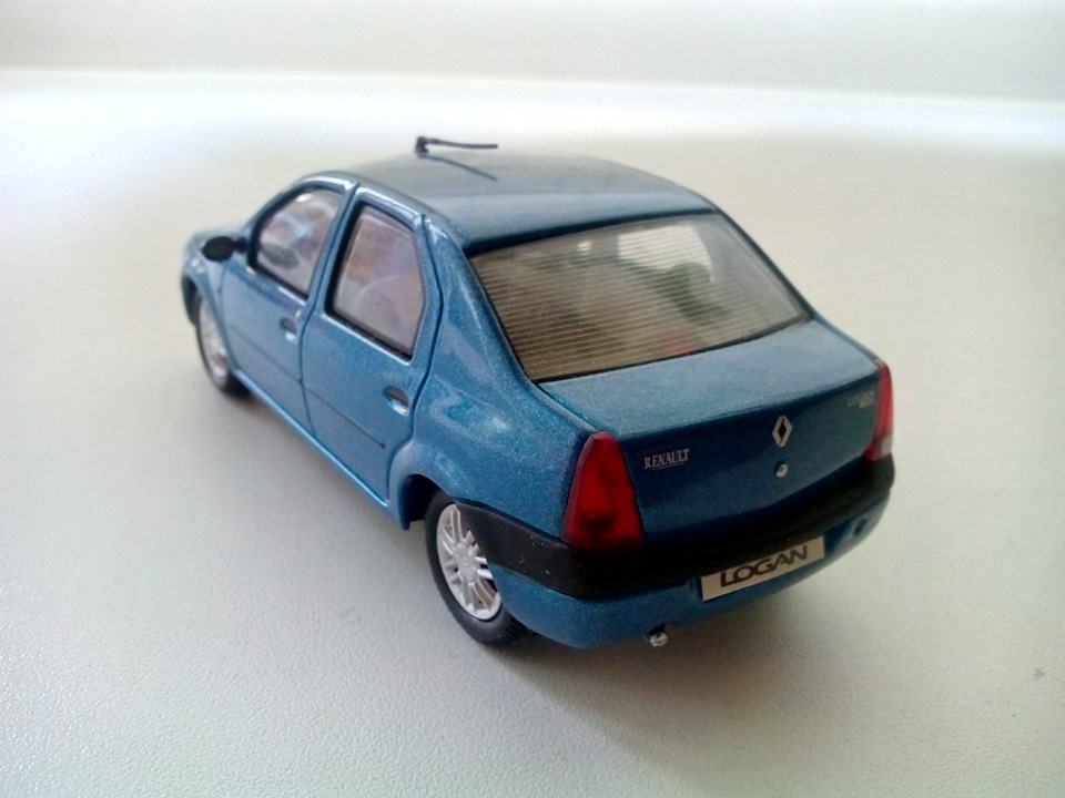 моделька логана. рено логан 1 43 модель. Dacia logan pickup 1/43 eligor. рено логан 1 43. рено логан игрушка бежевый.
