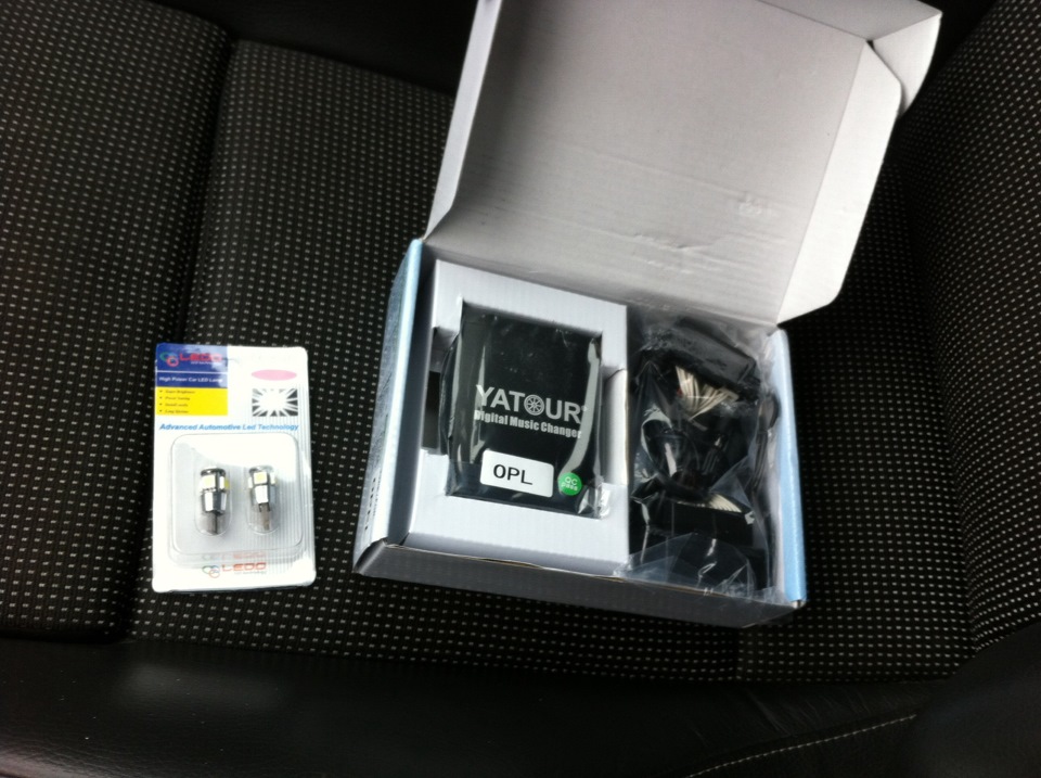 Usb адаптер к штатной магнитоле и светодиоды в габариты — Opel Astra H ...