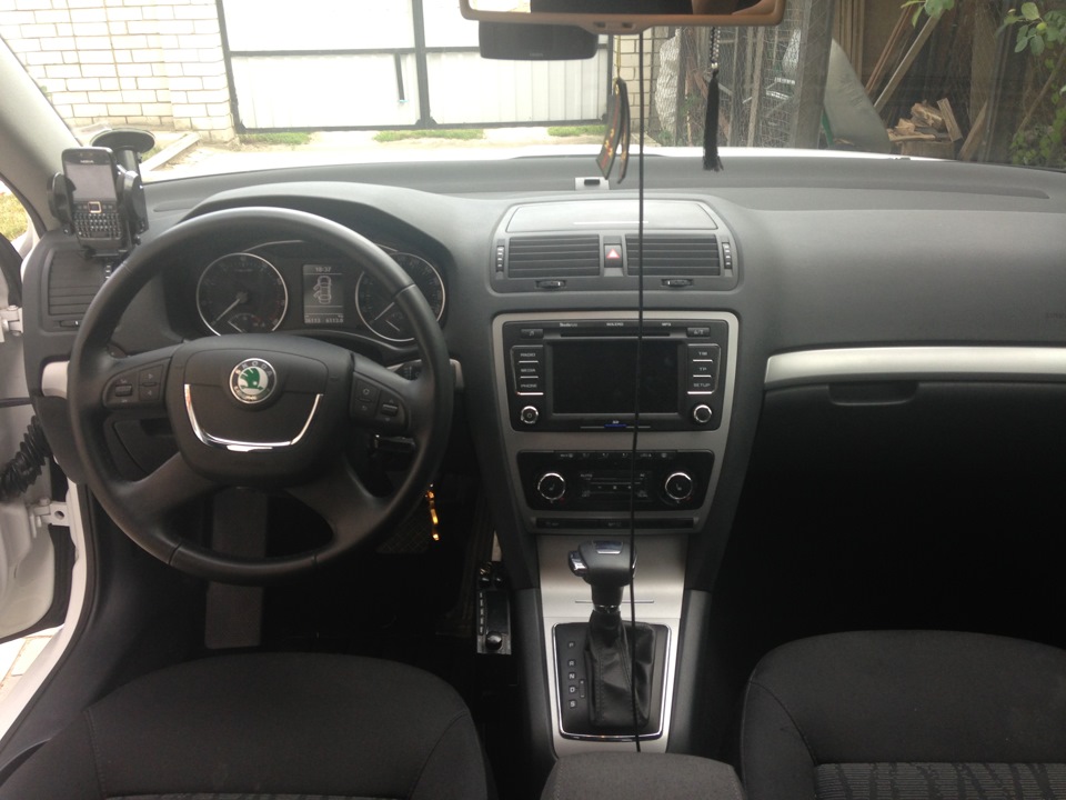 Установил рацию дальнобойщиков Megajet MJ-600 turbo — Skoda Octavia A5 ...