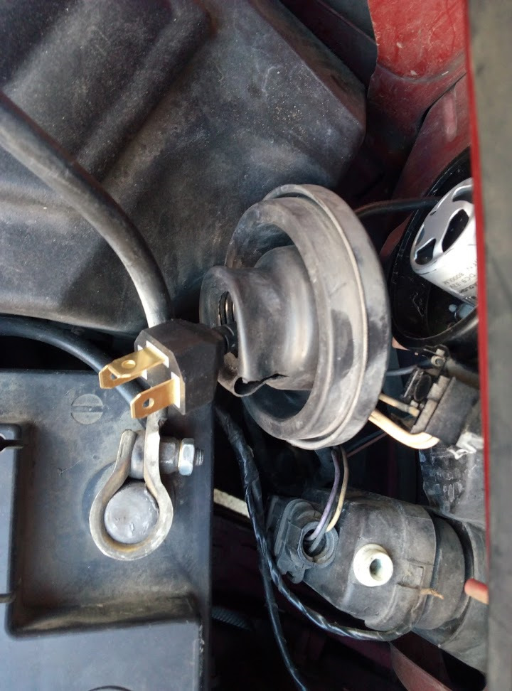 Да будет свет!Установка LED ламп в фары головного света вместо обычных ...