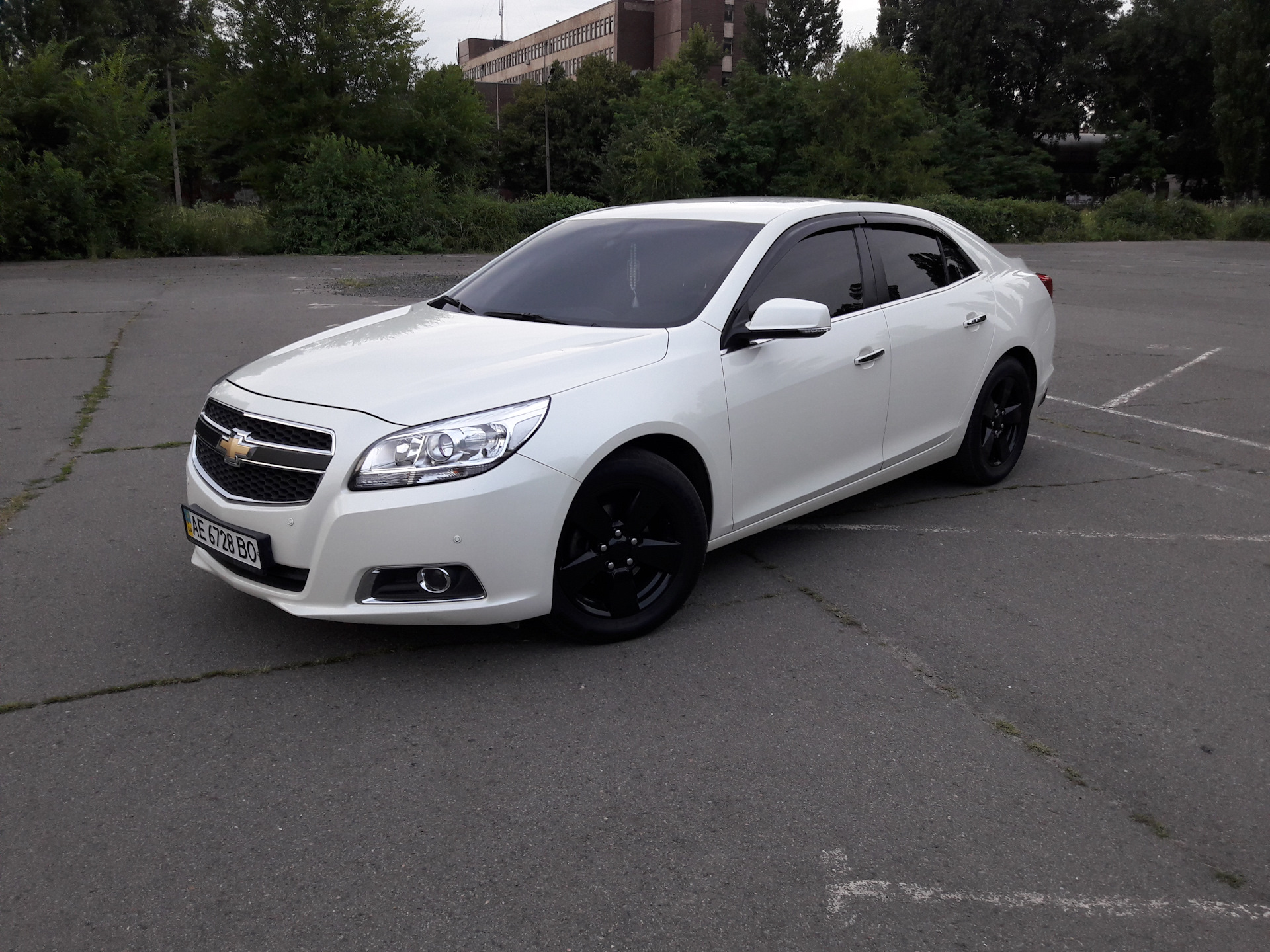 Малибу 8. Шевроле малибу на дисках. chevrolet malibu 1 qora. malibu 1 rasmlari. chevrolet malibu tuning.