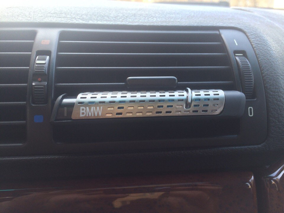 Оригинальная "вонючка" БМВ — BMW 5 series (E39), 3 л, 2001 года ...