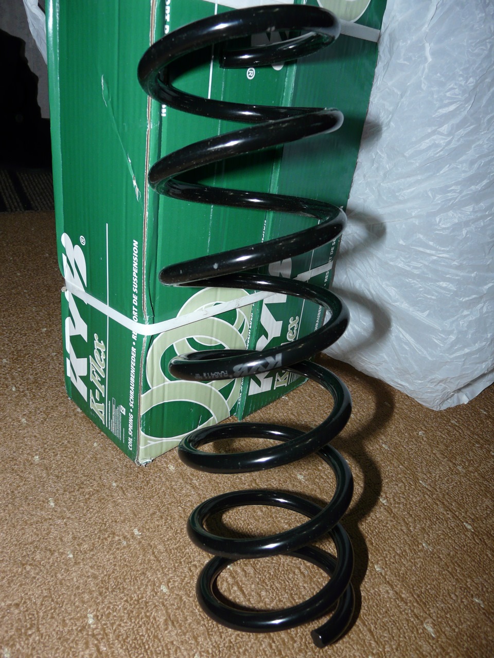 Расходники, задние пружины. — Mazda 3 (1G) BK, 1,6 л, 2007 года ...