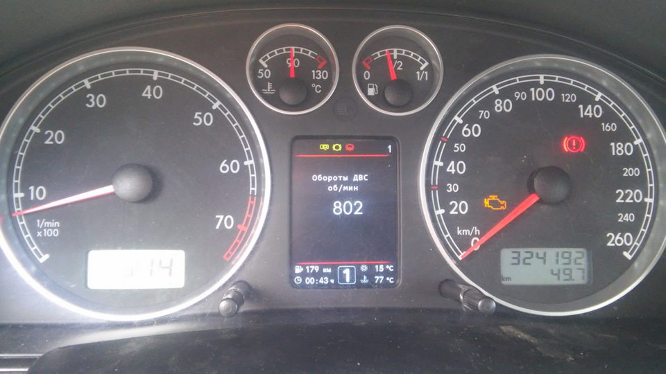 обороты ДВС — Volkswagen Passat B5