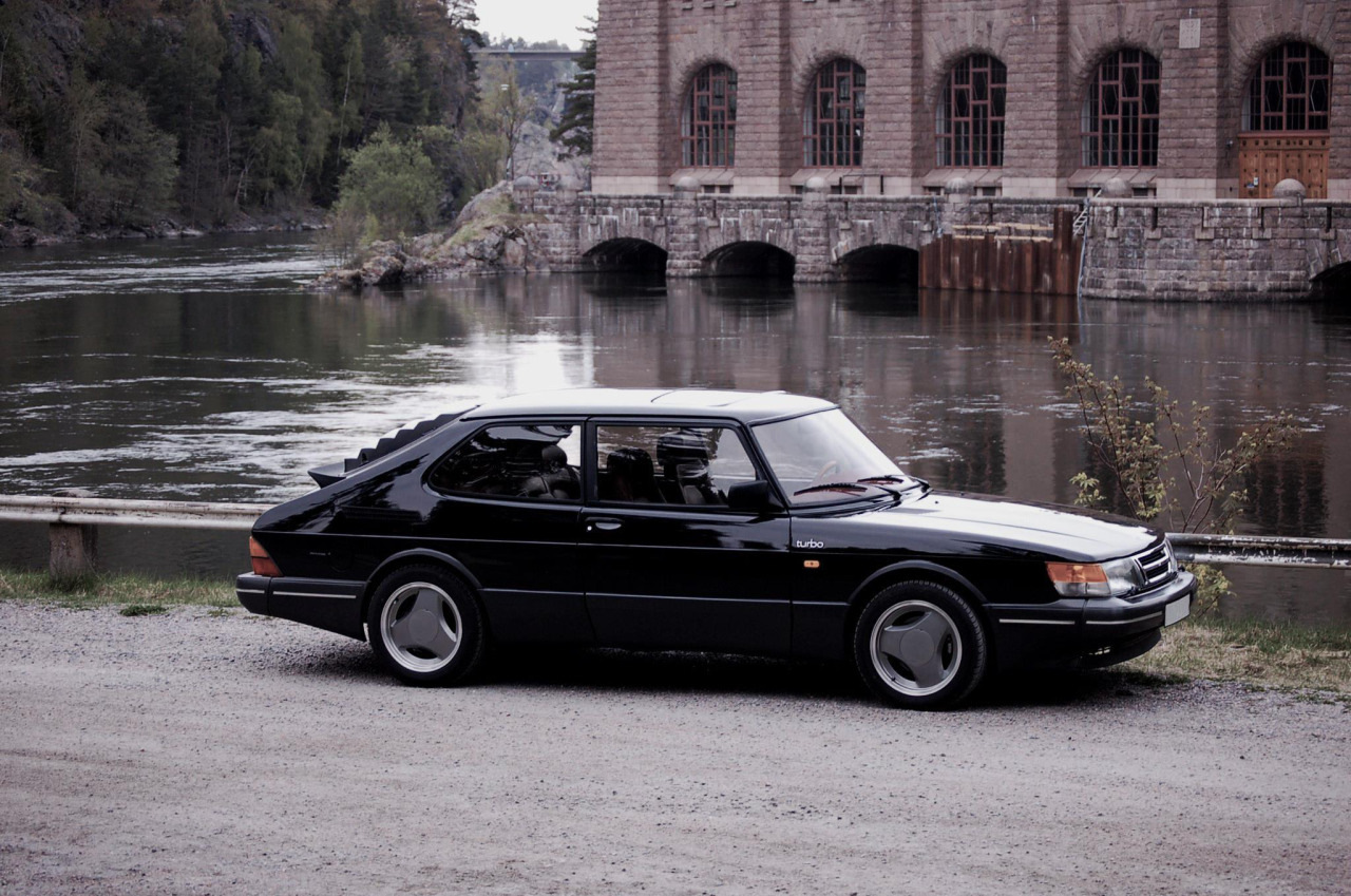 Saab 900 turbo