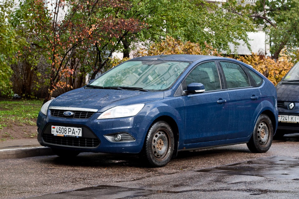 Форд фокус 2011 года хэтчбек. Ford Focus Hatchback 2011. Форд фокус 2 на штампах. Форд фокус 2 хэтчбек на штампах. Ford Focus 2 на штампах 16.