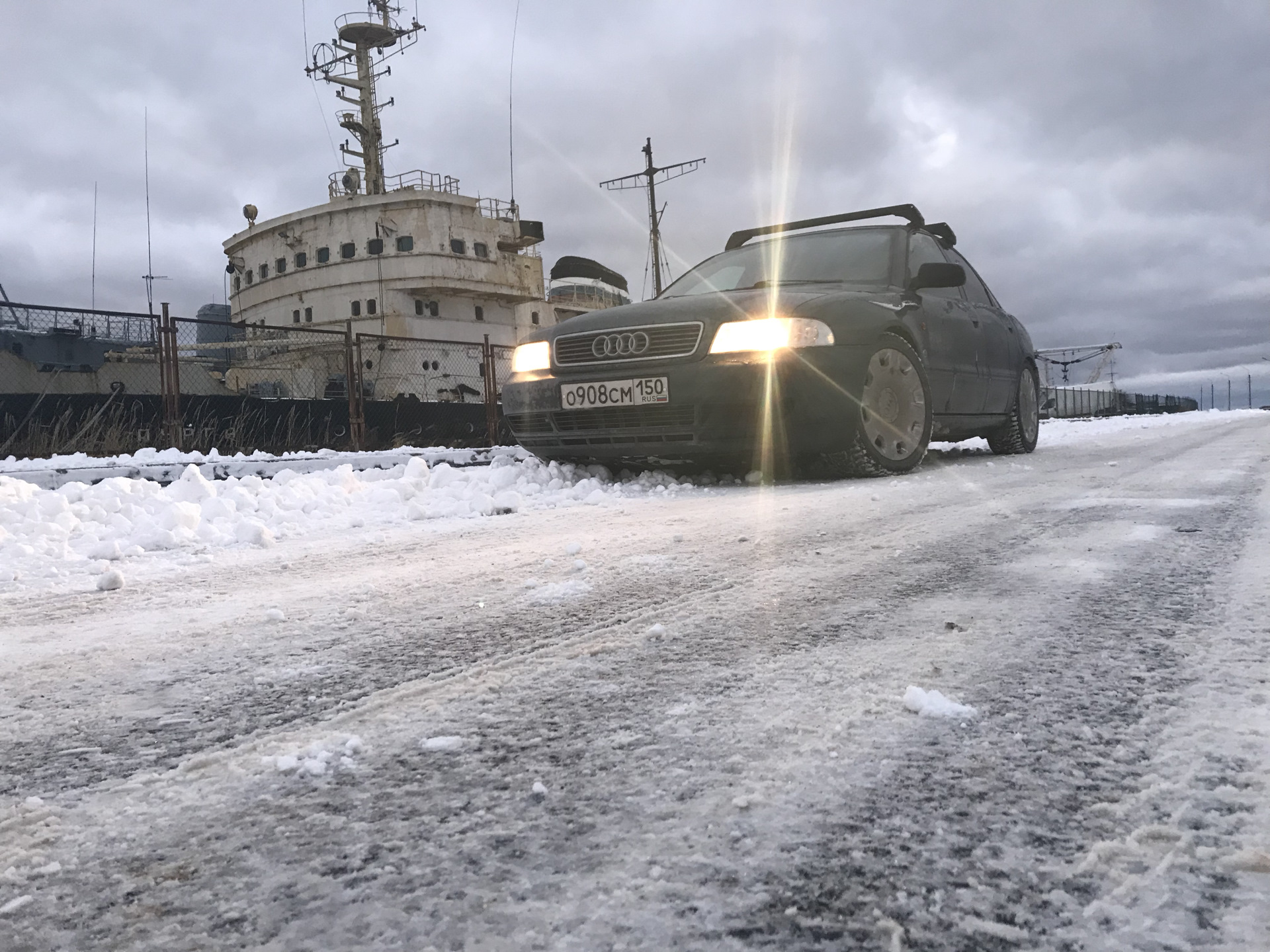 Ломоносовская гавань❄️❄️❄️ — Audi A4 (B5), 1,8 л, 1996 года | фотография |  DRIVE2