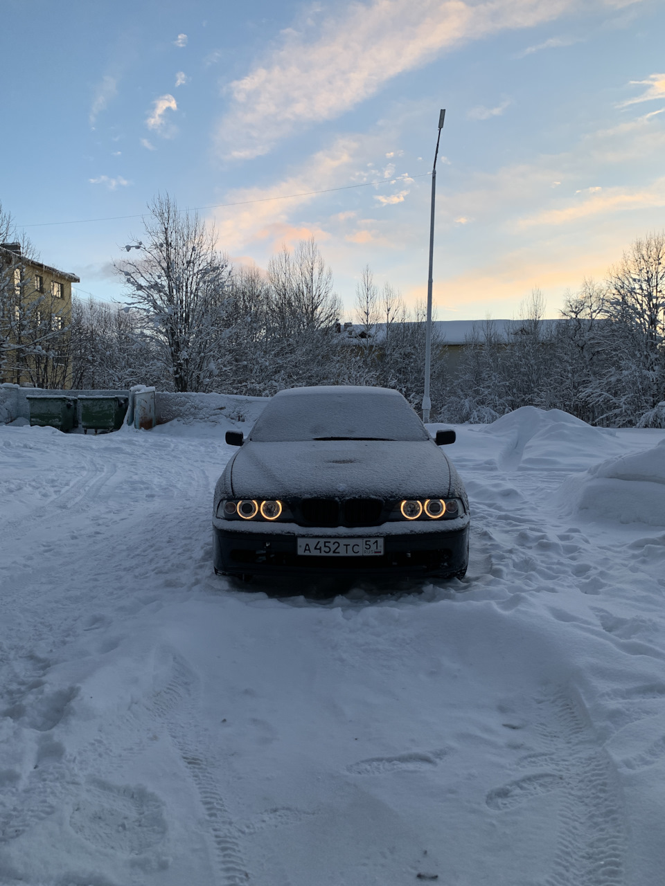 звуковой сигнал ваз 21213. контрольная лампа зарядки аккумуляторной батареи ваз 2106. схема генератора нива 21214. зажигание включено приборы не работают. температура зажигания.