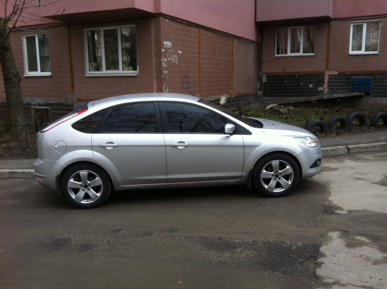Форд фокус 17. Ford focus 3 на 17 дисках. 205/50 r17 форд фокус 2. Ford focus 17. Ford focus 17.