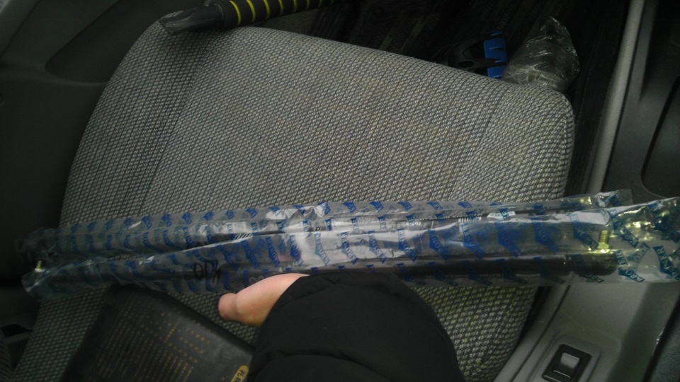 Взял газовые упоры от калины универсал — Subaru Impreza (GC, GF), 1,5 л ...