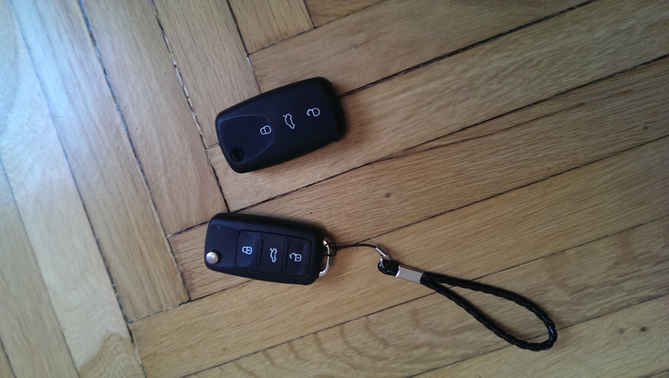 Чехол на ключик — Skoda Fabia Mk2, 1,2 л, 2013 года | аксессуары | DRIVE2