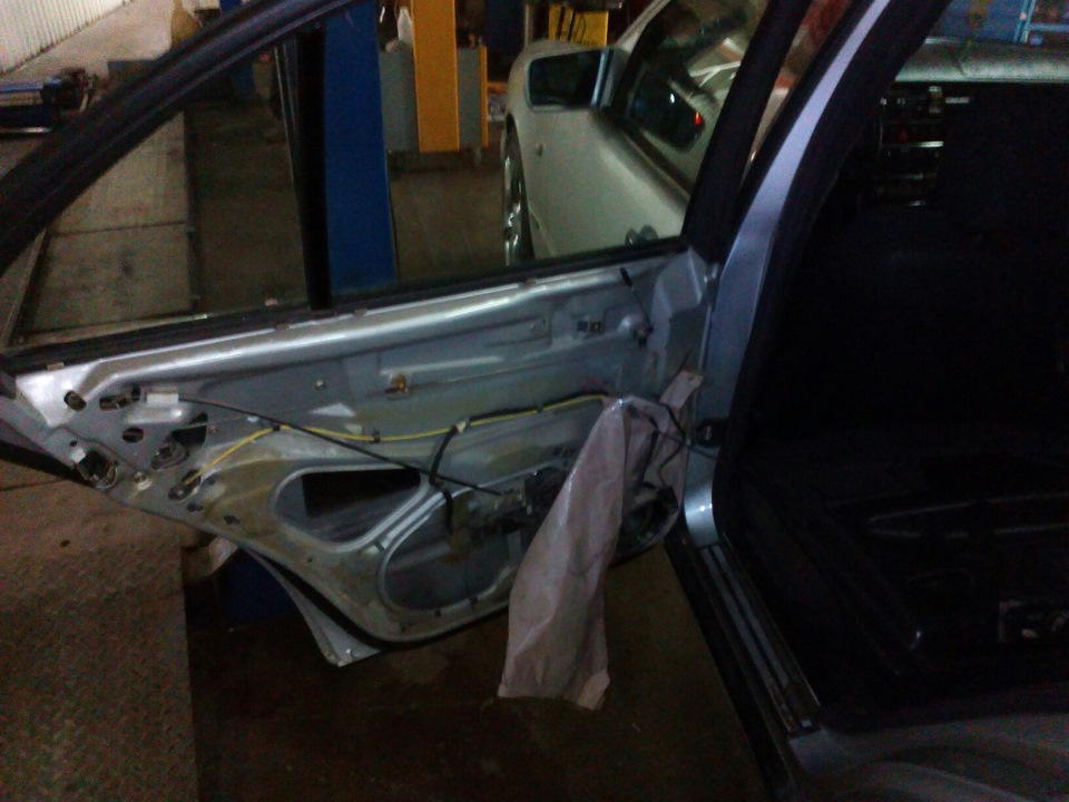 Стеклоподъемник — Mercedes-Benz E-class (W210), 3,2 л, 1998 года ...