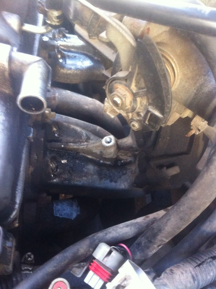 Чистка форсунок, топливной рампы и дросселя — Lada 2114, 1,6 л, 2009 ...