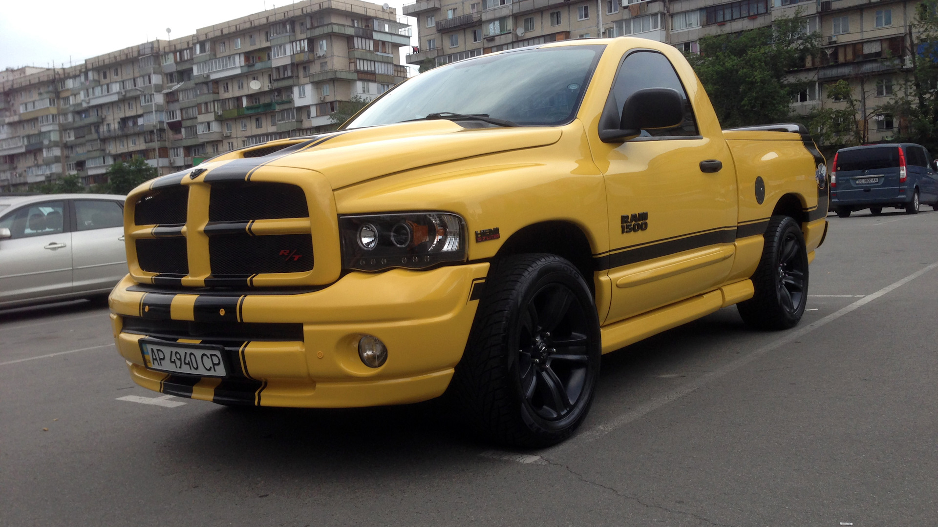 Dodge Ram 5.7 бензиновый 2004 | rumble bee 1721 на DRIVE2