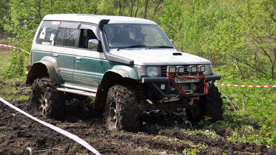 Mitsubishi pajero drive2