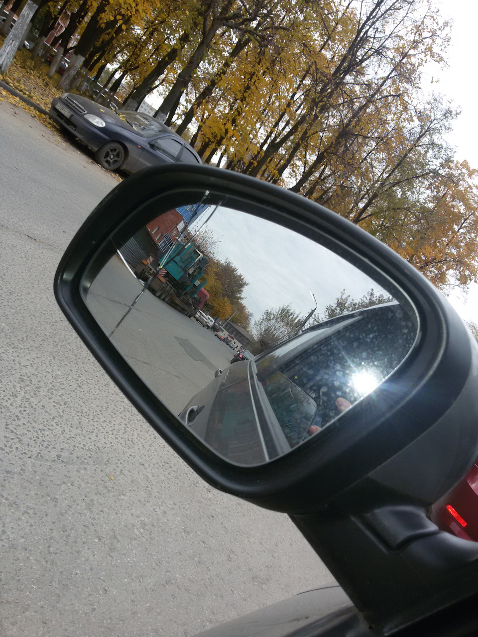 Подскажите номер левого зеркала с подогревом — Skoda Fabia Mk2, 1,6 л ...