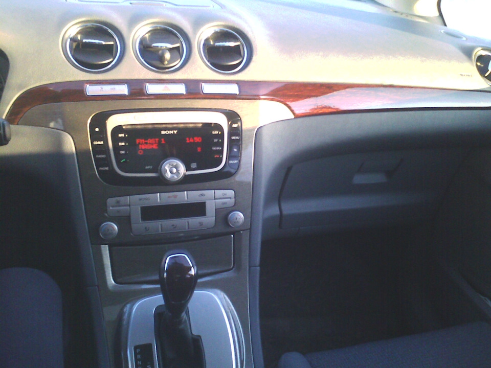 Фото в бортжурнале Ford S-Max (1G)