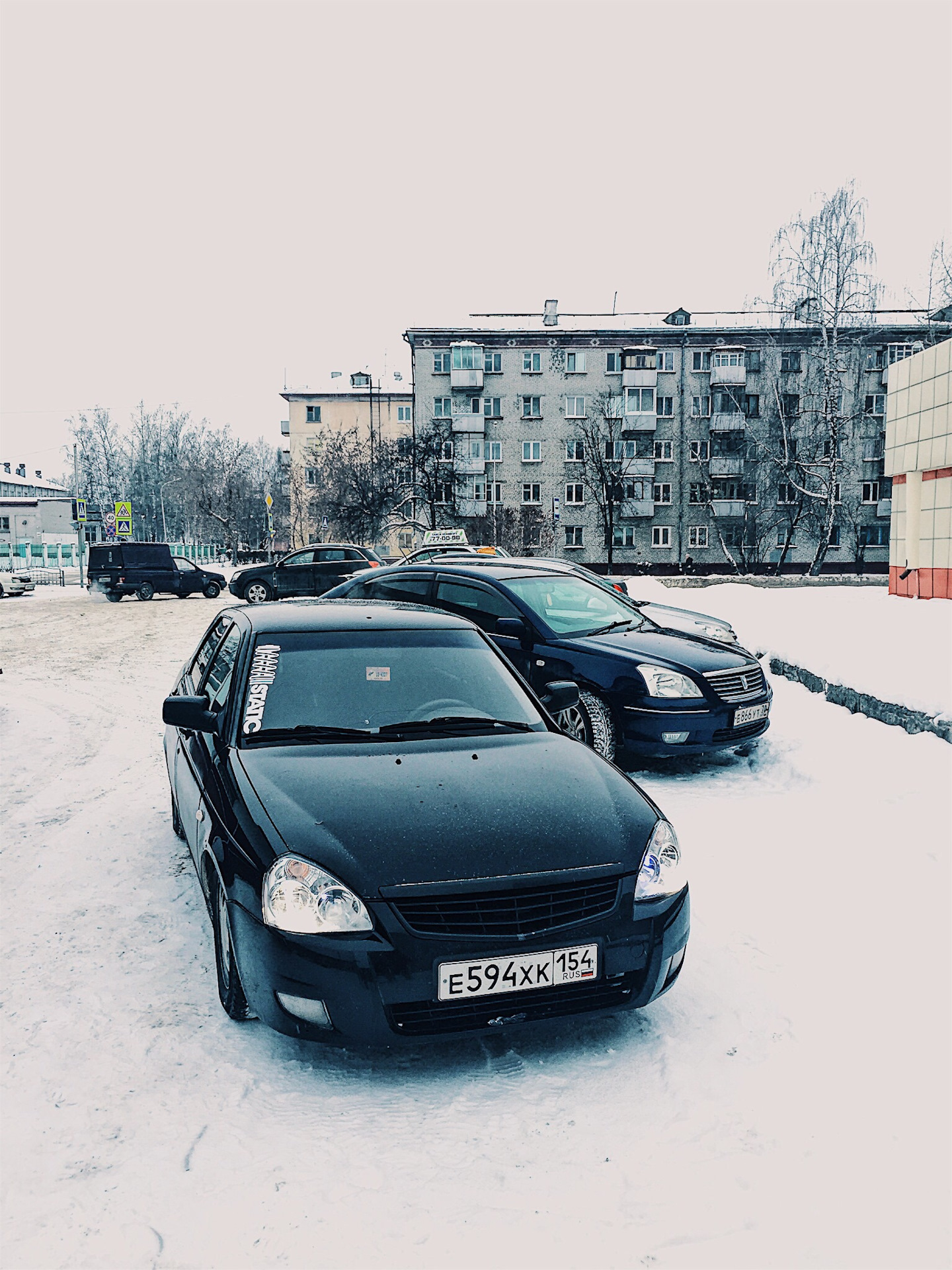 Наклейка на лобовое. — Lada Приора хэтчбек, 1,6 л, 2008 года | стайлинг |  DRIVE2