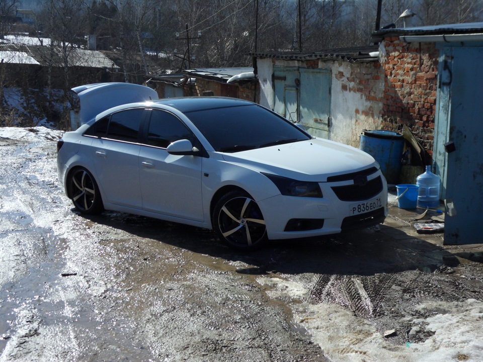 Chevrolet Cruze бункер