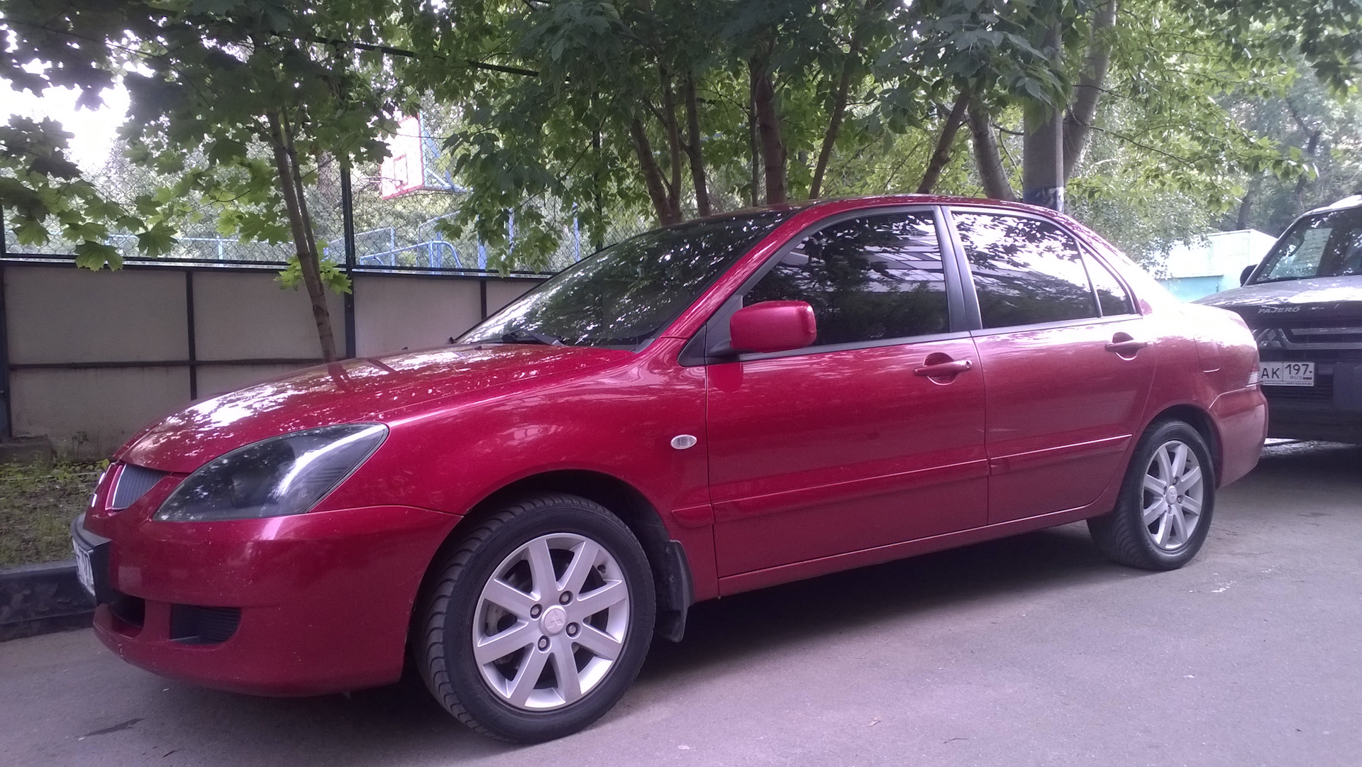 Mitsubishi 20. Краска Mitsubishi r20. R20 краска Митсубиси. Lancer 9 r20a цвет. Lancer Wine Red (m) r20.